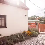 Garage U Barbory Lejlighed